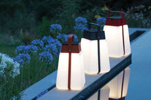 Les Jardins Bump Solar LED Lantern