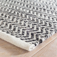 Annie Selke Coastal Handwoven Indoor/Outdoor Rug