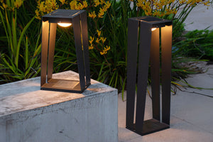 Les Jardins Skaal Outdoor Solar LED Lantern