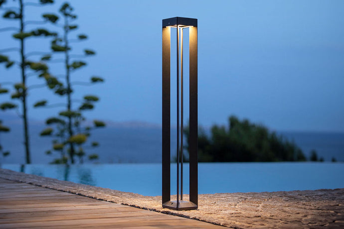 Les Jardins Faro Solar LED Lantern