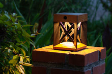 Les Jardins Soho Solar LED Table Light