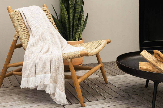 Sunbrella Crosshatch Indoor/Outdoor Throw